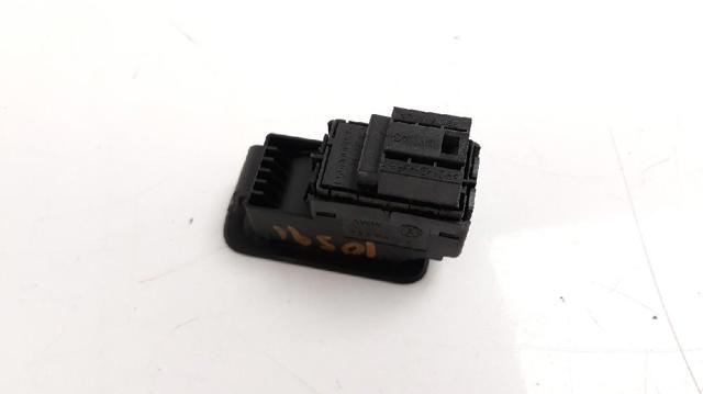 VAG 5G0959855J Кнопка включения мотора стеклоподъемника передняя правая в наличии Тернополь