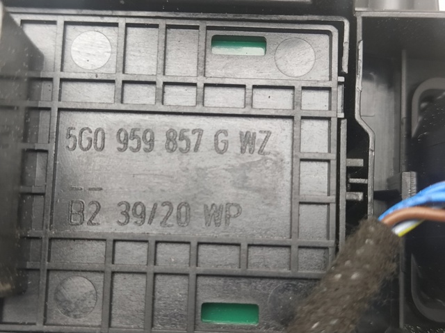 5G0959857G VAG Кнопочный блок управления стеклоподъемником передний левый купить в Тернополь