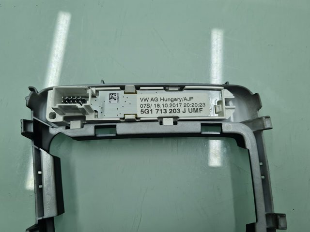 VAG 5G1713203J в наличии Ирпень