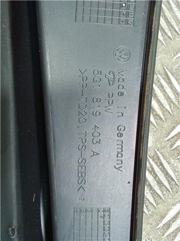 VAG 5G1819403A Водосток лобового стекла, жабо в наличии Павлоград