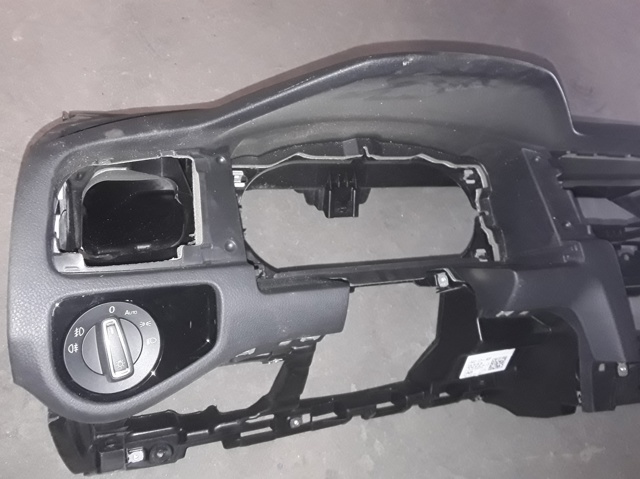 5G1857181A VAG купить в Павлоград