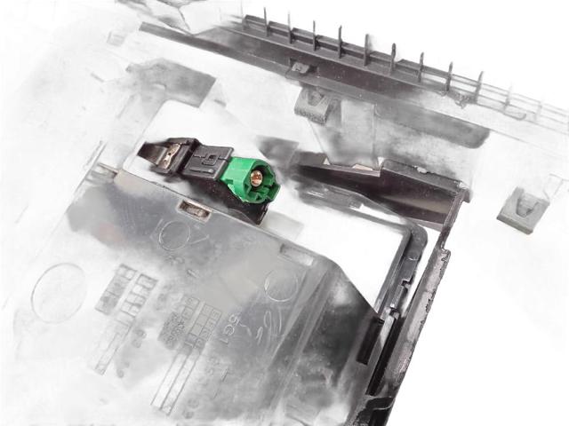 5G1863241BL82V VAG Консоль панели управления центральная купить в Запорожье
