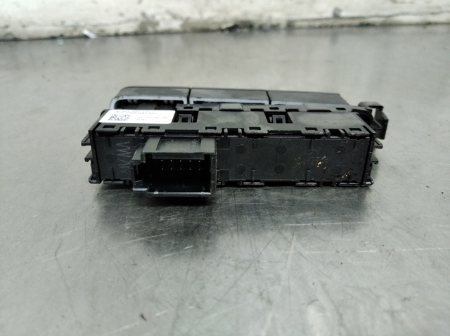 VAG 5G1927137 в наличии Ирпень