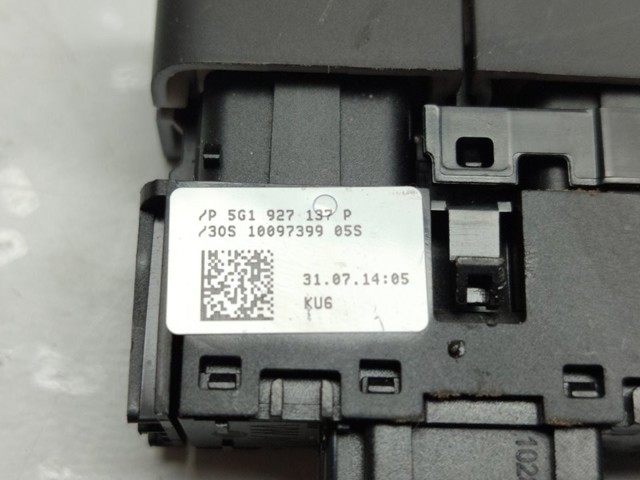 VAG 5G1927137P Блок кнопок центральной консоли в наличии Черновцы