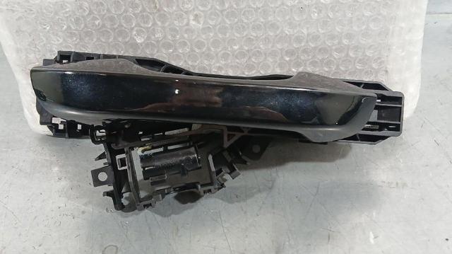 VAG 5H0837886C Держатель наружной ручки двери правых дверей в наличии Павлоград