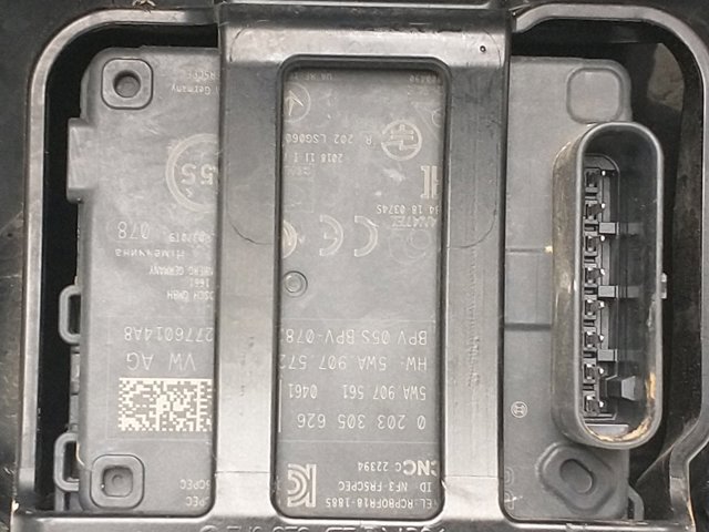 5H0853651N VAG Решетка радиатора купить в Кривой Рог
