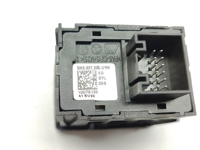 VAG 5H0927225UYM в наличии Черкассы
