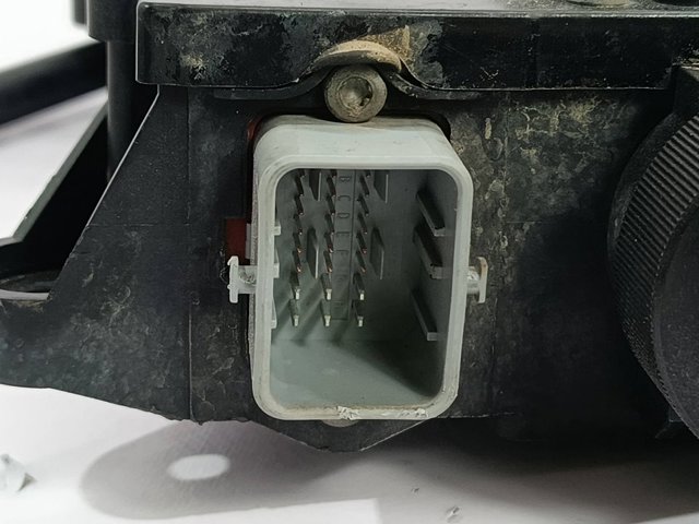 LAND ROVER 5H322C496AC Электропривод ручного тормоза в наличии Каменское