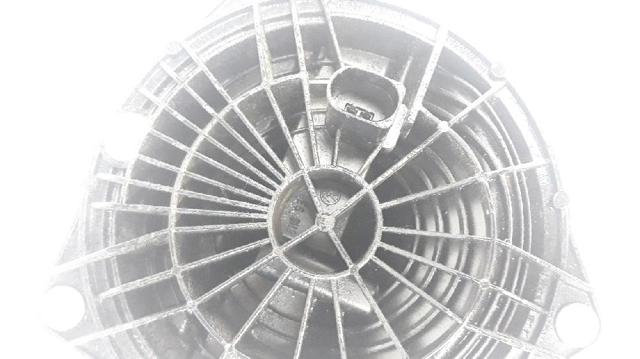 5H6827469 VAG Кнопка привода замка багажника купить в Днепр