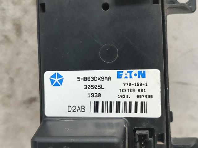 5HB63DX9AA CHRYSLER Кнопочный блок управления стеклоподъемником передний левый купить в Николаев
