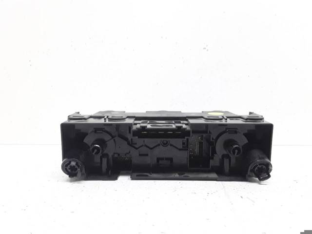 VAG 5J0820045D Блок управления режимами отопления/кондиционирования в наличии Киев