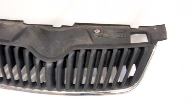 VAG 5J0853668 Решетка радиатора в наличии Запорожье