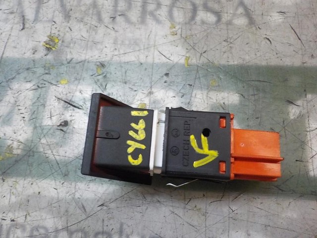 VAG 5J0953235DRBE Кнопка включения аварийного сигнала в наличии Винница