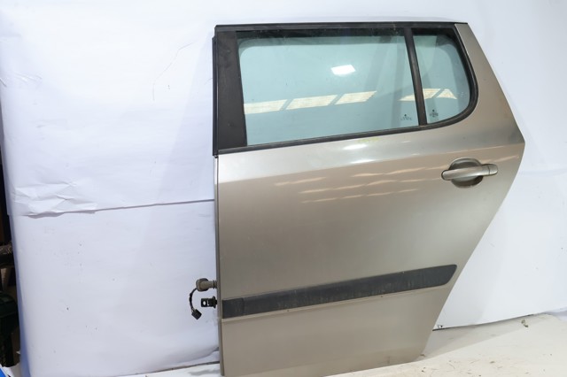 VAG 5J6833055 Дверь задняя левая в наличии Черкассы