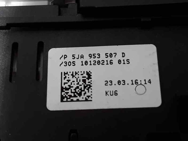 Botão de ativação do sinal de emergência 5JA953507D VAG