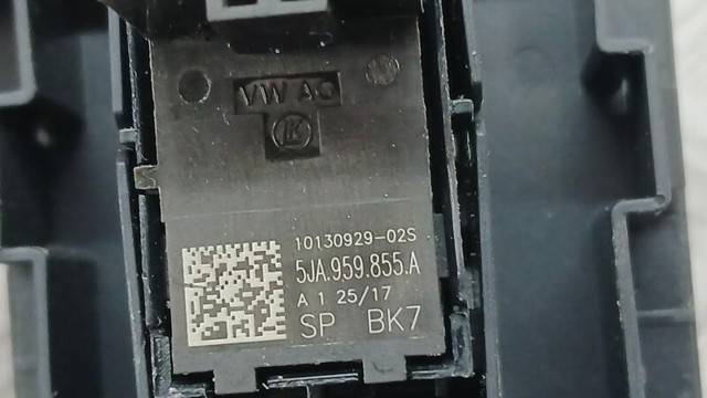 VAG 5JA959855A Кнопка включения мотора стеклоподъемника задняя правая в наличии Черкассы