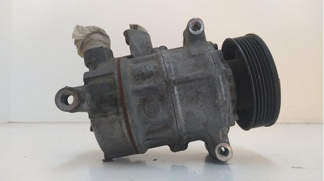 Compressor de ar condicionado para volkswagen golf v (1k1) (2003-2009) 1.9 tdi 5K0820803C