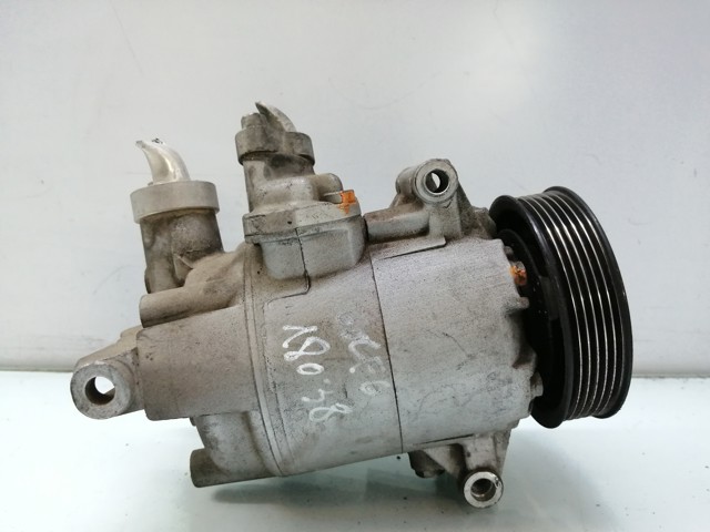 Compressor de ar condicionado para assento Ibiza III (6L1) (2002-2005) 1.6 bah 5K0820803L