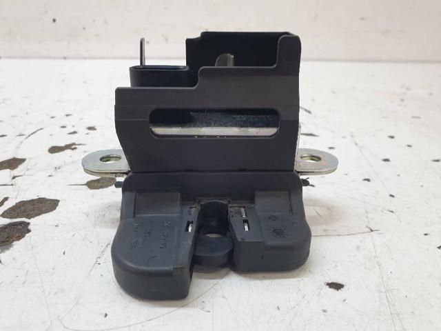 Fecho de tampa de porta-malas (de 3ª/5ª porta traseira) 5K0827505 VAG