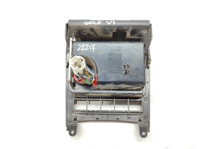 VAG 5K0857961A в наличии Кривой Рог