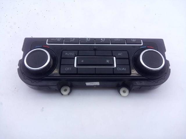 Unidade de controlo dos modos de aquecimento/condicionamento Volkswagen Passat 3C2