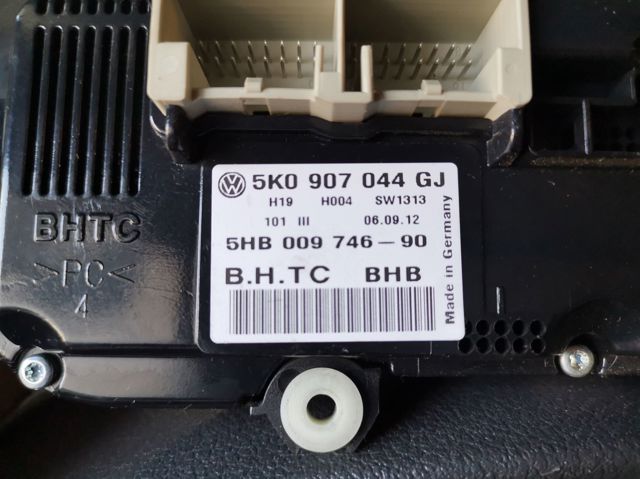 VAG 5K0907044GJ Блок управления режимами отопления/кондиционирования в наличии Харьков