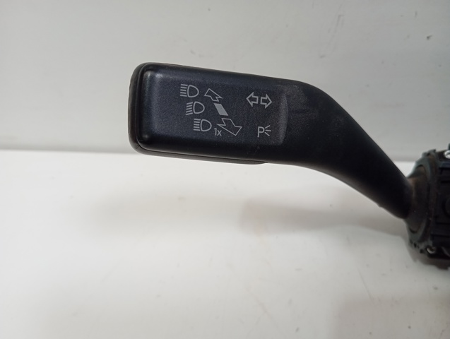 VAG 5K0953507 в наличии Ужгород