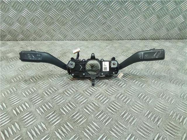 Comutador instalado na coluna da direção, montado 5K0953521BN VAG