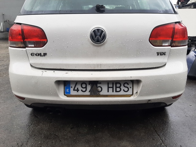 Pára-choque traseiro 5K6807421GRU VAG