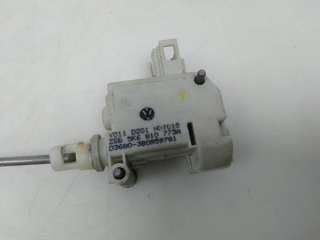 VAG 5K6810773A Замок открывания лючка бензобака в наличии Запорожье