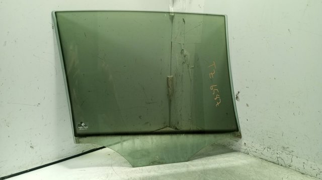 5K6845025C VAG Стекло двери задней левой купить в Днепр