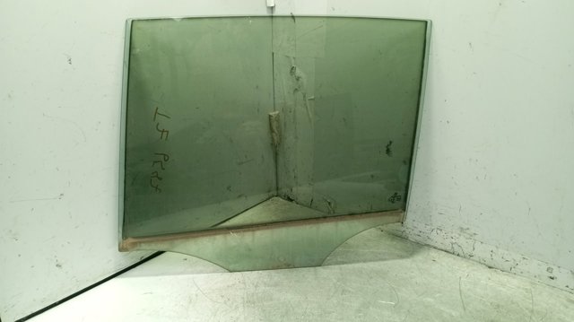 VAG 5K6845025C Стекло двери задней левой в наличии Ирпень