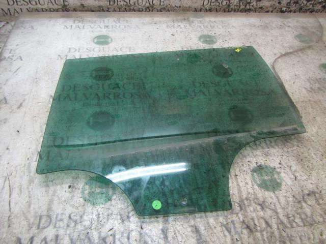5L0845205B VAG Стекло двери задней левой купить в Ирпень