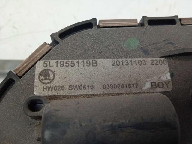 5L1955023A VAG Трапеция дворников купить в Киев