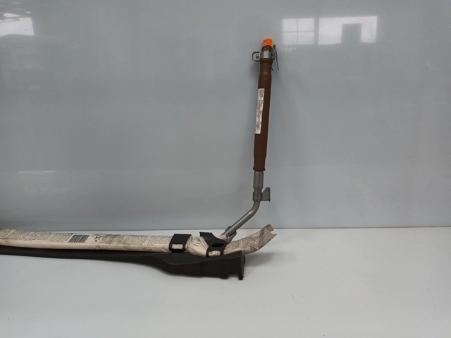 5M0880742A Шторка боковая, правая купить Житомир
