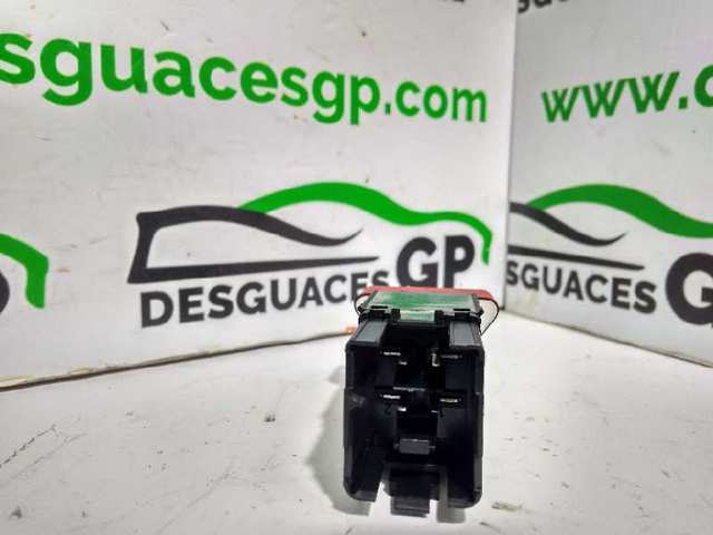 Botão de ativação do sinal de emergência Volkswagen Tiguan 1 5N1, 5N2