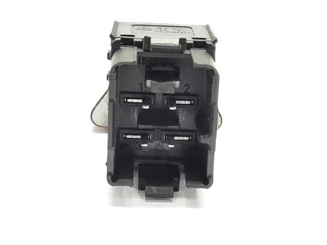 Botão de ativação do sinal de emergência Volkswagen Tiguan 1 5N1, 5N2