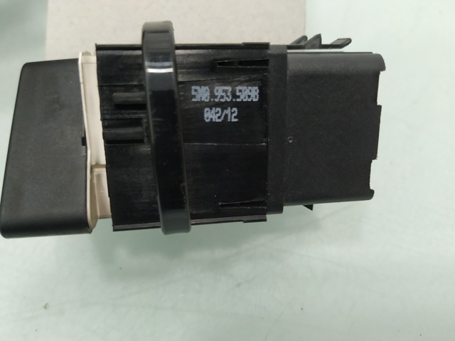 VAG 5M0953509B Кнопка включения аварийного сигнала в наличии Черновцы