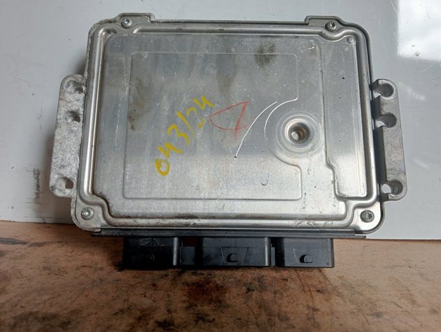 5M6112A650BA MAZDA Блок управления двигателем купить в Кривой Рог