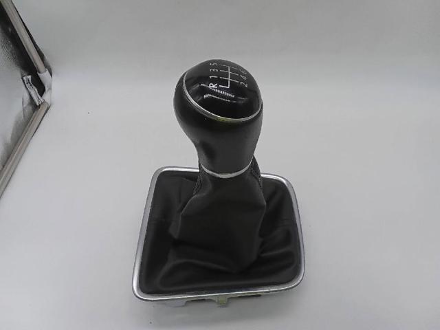 5N0711113 VAG Рукоятка рычага КПП купить в Сумы
