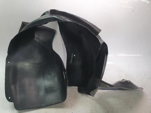 Guarda-barras direito do pára-lama dianteiro 5N0805912A VAG