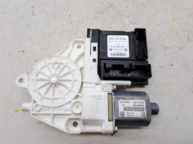 VAG 5N0959702B в наличии Хмельницкий