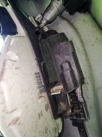 VAG 5N1837015N Замок двери передней левой в наличии Черновцы