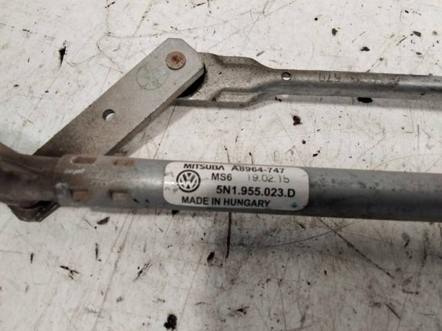 Trapézio de limpador pára-brisas Volkswagen Tiguan 1 5N1, 5N2