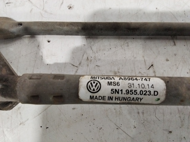 Trapézio de limpador pára-brisas Volkswagen Tiguan 1 5N1, 5N2