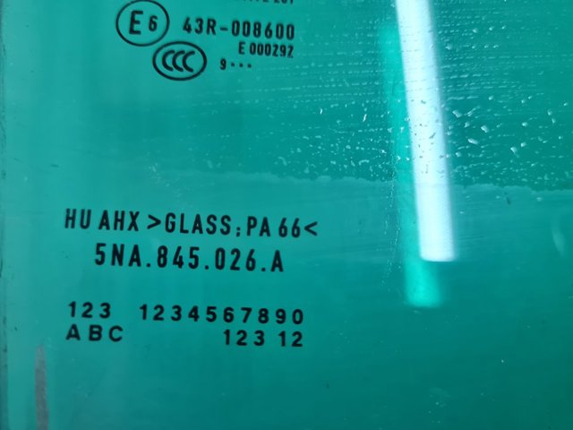 5NA845026A Стекло двери задней правой купить Черкассы