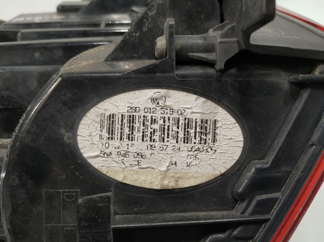VAG 5NA945096C Фонарь задний правый внешний в наличии Черкассы