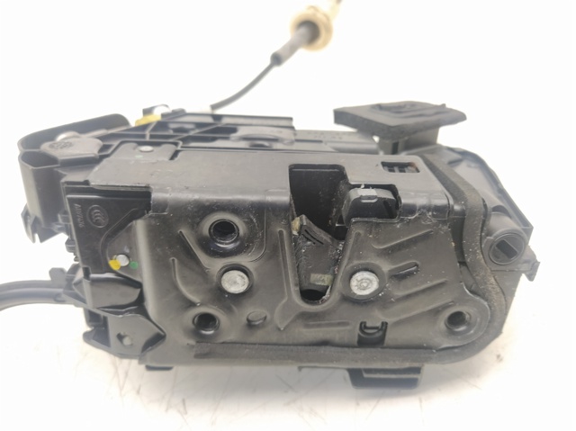 VAG 5NB837016C Замок двери передней правой в наличии Кривой Рог