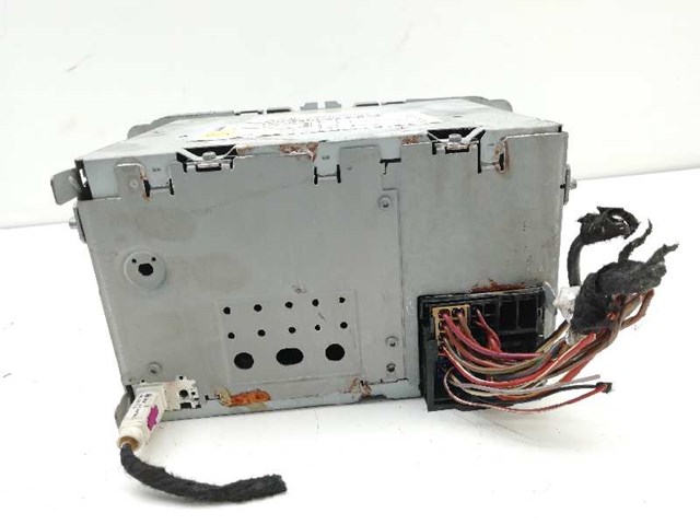 VAG 5P0035153B Магнитола (радио AM/FM) в наличии Запорожье