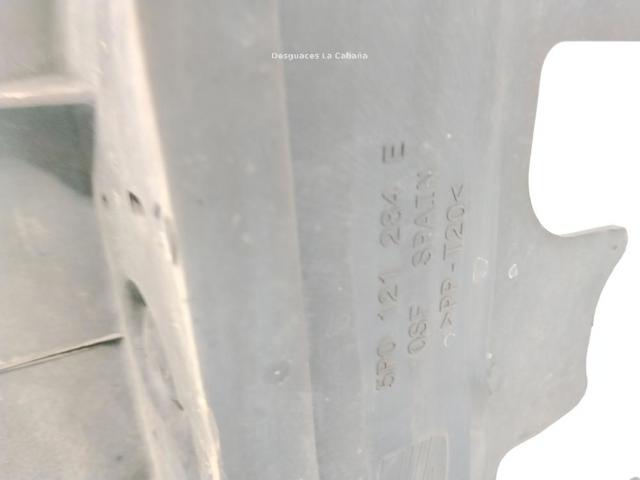 VAG 5P0805588B Суппорт радиатора в сборе (монтажная панель крепления фар) в наличии Чернигов